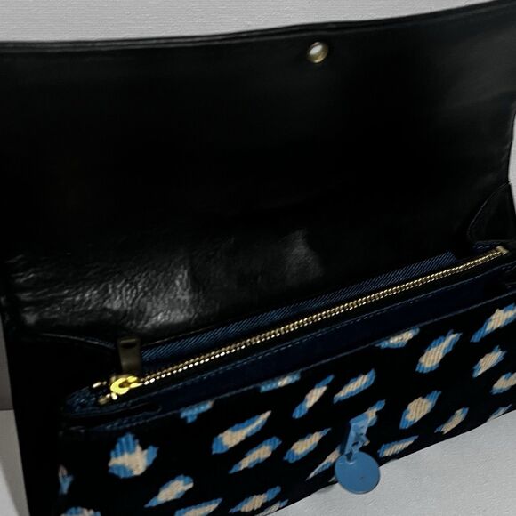 Marc Jacobs Abstract Leopard Print Corduroy Flap Clutch Blue Beige Button - Picture 4 of 16